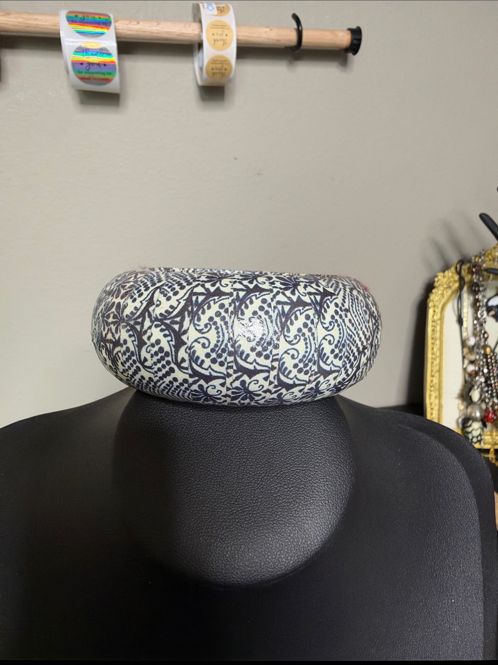 Chunky Floral Pattern Statement Bangle Bracelet Navy White Boho Vintage